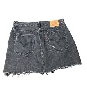 Levi’s Black Distressed Denim Mini Skirt